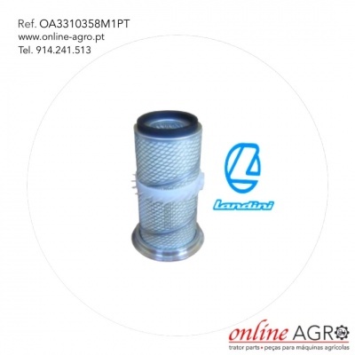 Filtro metálico com padrão de malha e anel plástico branco, texto e logótipos em fundo branco