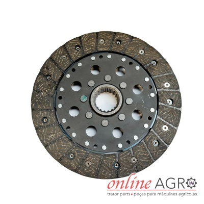 Disco de embraiagem circular com materiais de fricção e parafusos, sobre fundo branco com texto online AGRO.