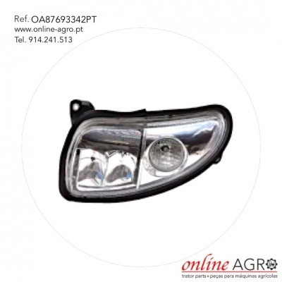 Farol de automóvel com aro preto e lentes transparentes, texto de referência e contacto, fundo branco circular