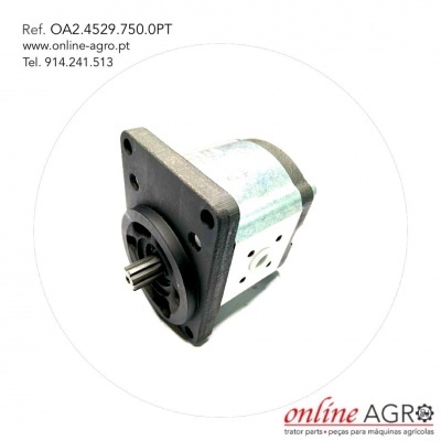 Bomba hidráulica metálica com flange preta, eixo central e texto de referência e contacto Online Agro