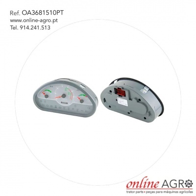 Painel de instrumentos para máquina agrícola cinza com indicadores analógicos sobre fundo branco