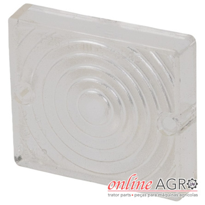 Peça quadrada transparente com textura circular e quatro furos em fundo branco