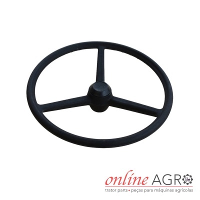 Volante preto com três raios para máquinas agrícolas