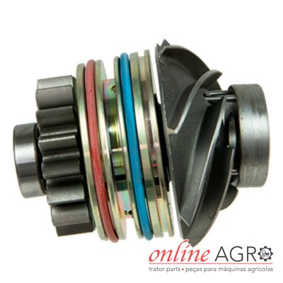Peça metálica industrial com engrenagem e anéis coloridos, sobre fundo branco com logo online AGRO.