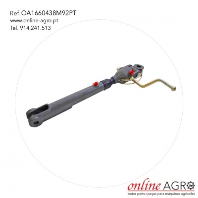 Peça metálica cinzenta para maquinaria agrícola com botões vermelhos sobre fundo branco