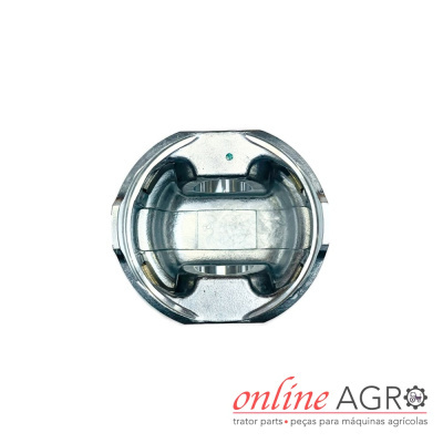 Peça metálica prateada circular com logótipo online AGRO em fundo branco.