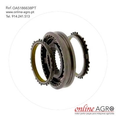 Peças mecânicas circulares metálicas com dentes e texto de referência e contacto