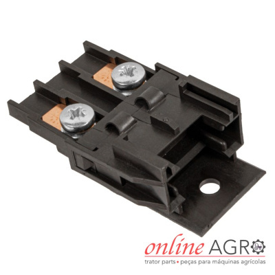 Conector elétrico preto com cobre e parafusos em fundo branco com texto online AGRO