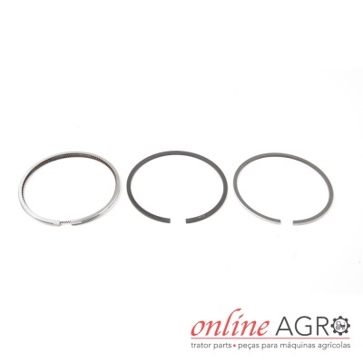 Três anéis metálicos alinhados em fundo branco com logo online AGRO
