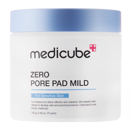 Frasco branco com tampa azul claro de medicube Zero Pore Pad Mild