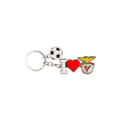 Porta-chaves metálico com bola de futebol, coração vermelho e emblema colorido com águia e escudo