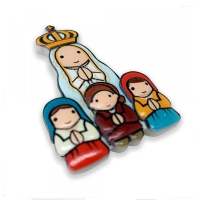 Figura de vinil de personagens religiosas coloridas com uma coroa