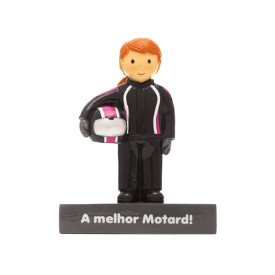 Figurina de motard com fato preto e rosa segurando capacete branco