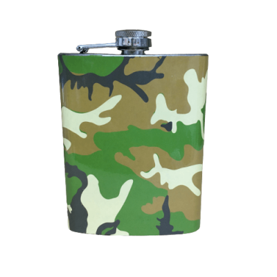 Frasco de bolso em aço inox com padrão camuflado verde e castanho