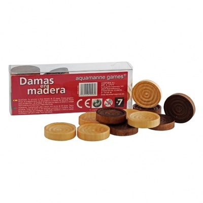 Jogo de damas em madeira com peças claras e escuras e embalagem vermelha