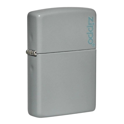 Isqueiro metálico cinzento com texto ZIPPO azul claro