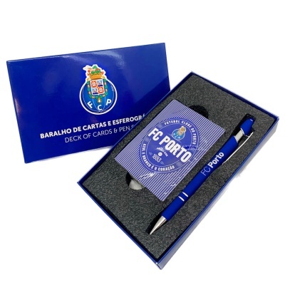 Conjunto FC Porto com baralho de cartas e esferográfica em caixa azul