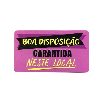 Placa cor-de-rosa com texto 