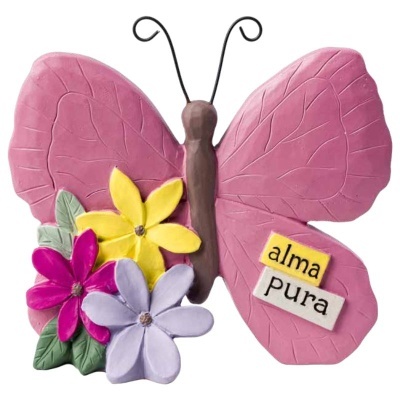 Figura decorativa borboleta rosa com flores coloridas e texto alma pura