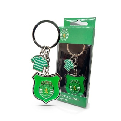 Porta-chaves do Sporting Clube de Portugal com escudo verde e camisola às riscas verdes e brancas em caixa verde
