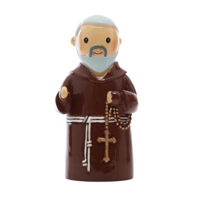 Figura decorativa de padre em cerâmica marrom com terço