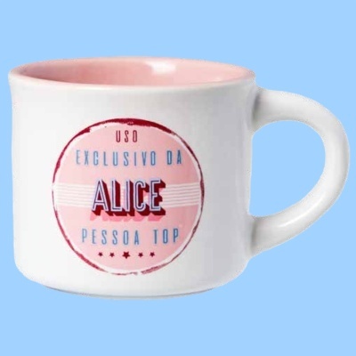 Caneca branca com interior rosa e texto personalizado