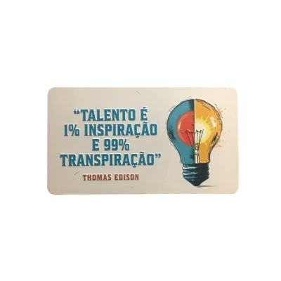 Placa com citação de Thomas Edison e desenho de lâmpada colorida