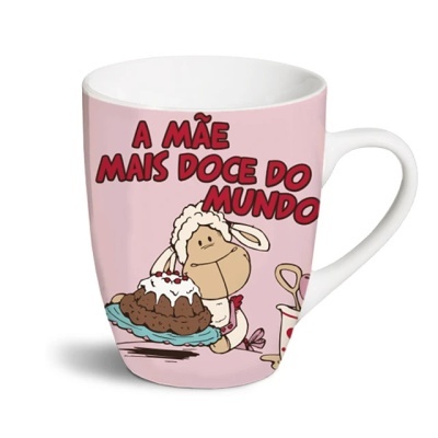 Caneca rosa com ovelha e texto 'A MÃE MAIS DOCE DO MUNDO'
