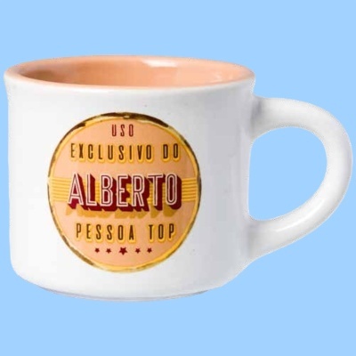 Caneca branca com texto personalizado para Alberto