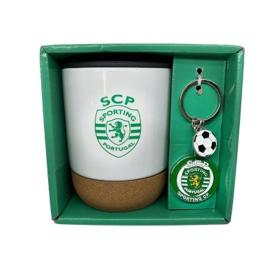 Conjunto de caneca e porta-chaves do Sporting Clube de Portugal em caixa verde
