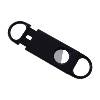 Cortador de charutos preto com lâmina circular no centro