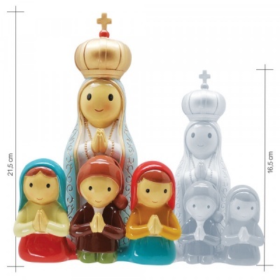 Conjunto de figuras religiosas cerâmicas coloridas com coroas e mãos em oração