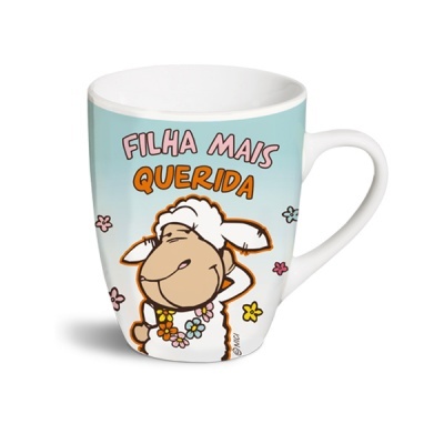 Caneca branca com desenho de ovelha e texto 'FILHA MAIS QUERIDA'