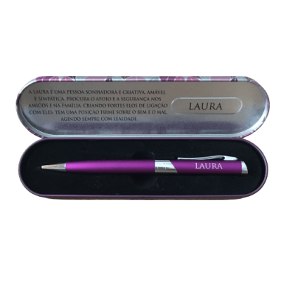 Estojo metálico decorado com caneta roxa personalizada com o nome LAURA