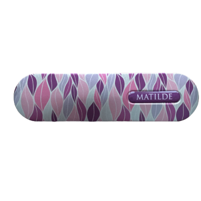 Estojo para óculos com padrão colorido e nome MATILDE em roxo