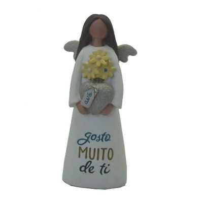 Estátua anjo resina branco com flores amarelas e texto Gosto Muito de Ti