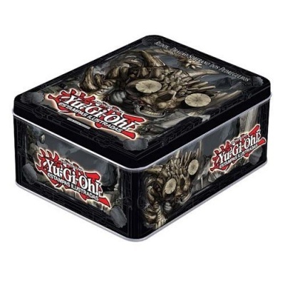 Lata metálica preta Yu-Gi-Oh com imagens de criaturas e texto estampas ilustradas