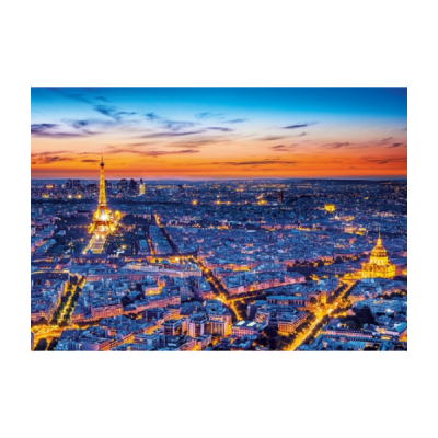 Panorâmica noturna de Paris com Torre Eiffel iluminada e céu ao pôr do sol