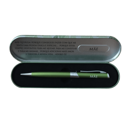 Conjunto de caneta verde com estojo metálico verde e texto para mãe