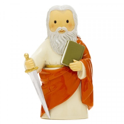 Figurinha de personagem com manto laranja, espada dourada e bíblia verde.