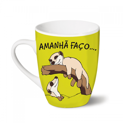 Caneca branca com desenho de bichos-preguiça e texto 'AMANHÃ FAÇO...'