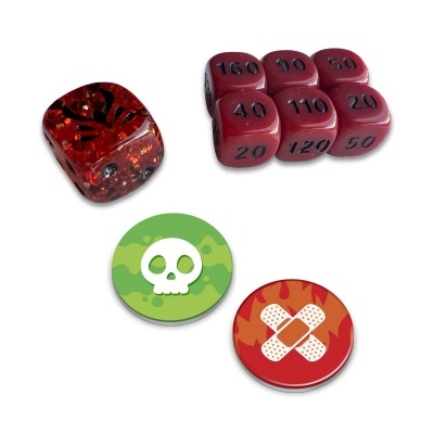 Dados vermelhos e fichas de jogo verde com caveira e vermelha com curativos.