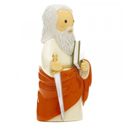 Figura decorativa de personagem com espada e livro