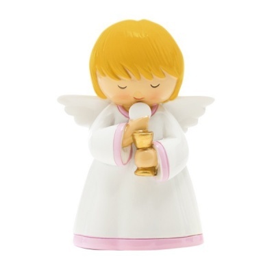 Figura decorativa de anjo com vestido branco e asas, segurando hóstia e cálice dourado