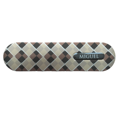 Estojo rígido retangular para óculos com padrão xadrez castanho e nome Miguel