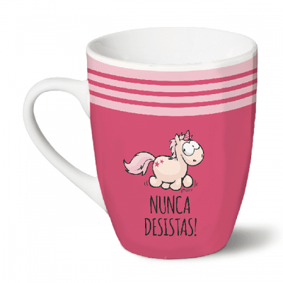 Caneca rosa com desenho de unicórnio e texto motivacional