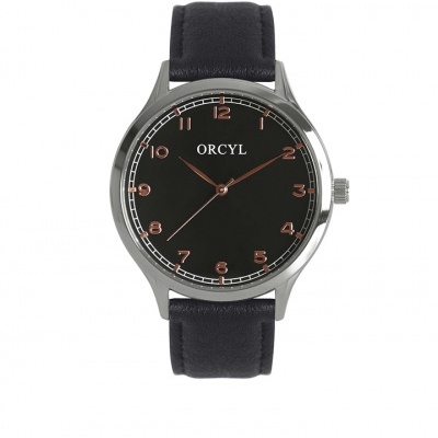 Relógio de pulso preto e prateado com números em cobre