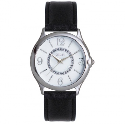 Relógio de pulso branco com bracelete em couro preto e detalhes dourados e cristais