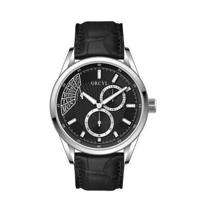 Relógio de pulso preto com caixa metálica prateada e correia preta de pele