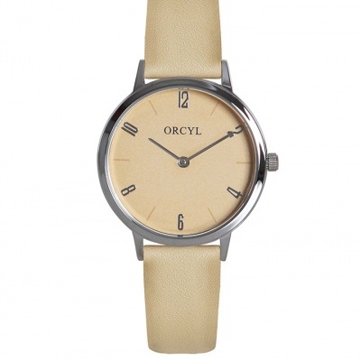 Relógio de pulso com bracelete bege e mostrador redondo